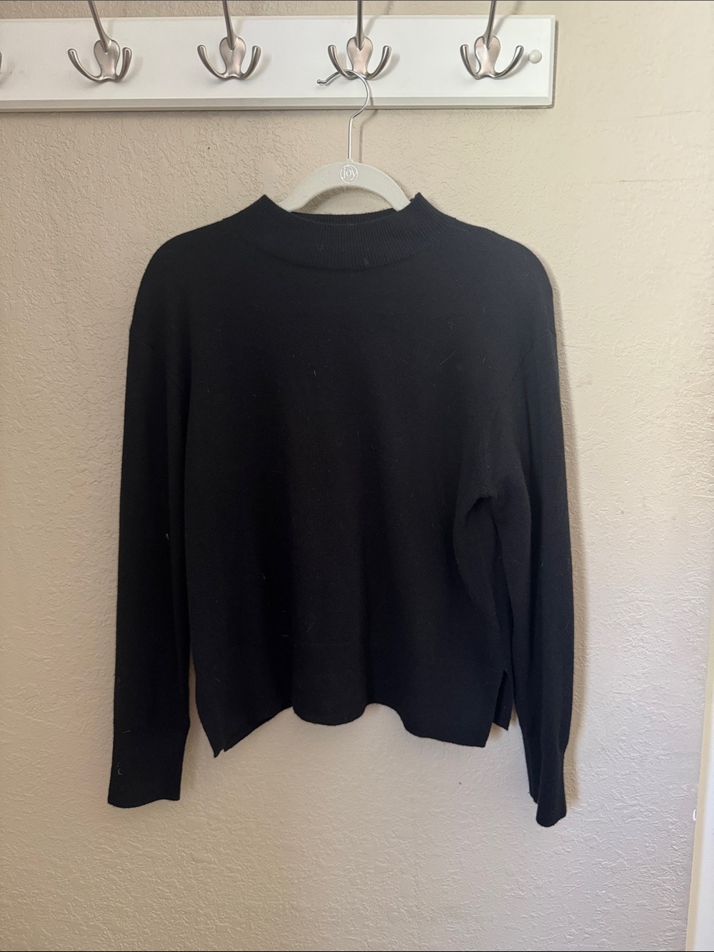 Italic Classic Black Women's Cashmere Crewneck Sweater